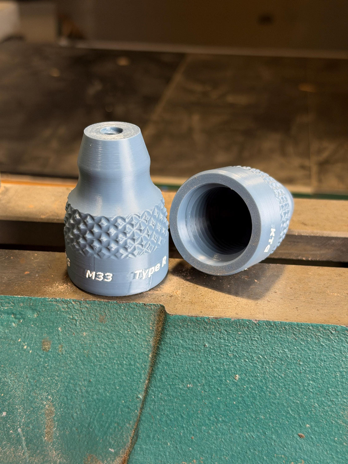 Gray Type R adapter - M33 x 3.5